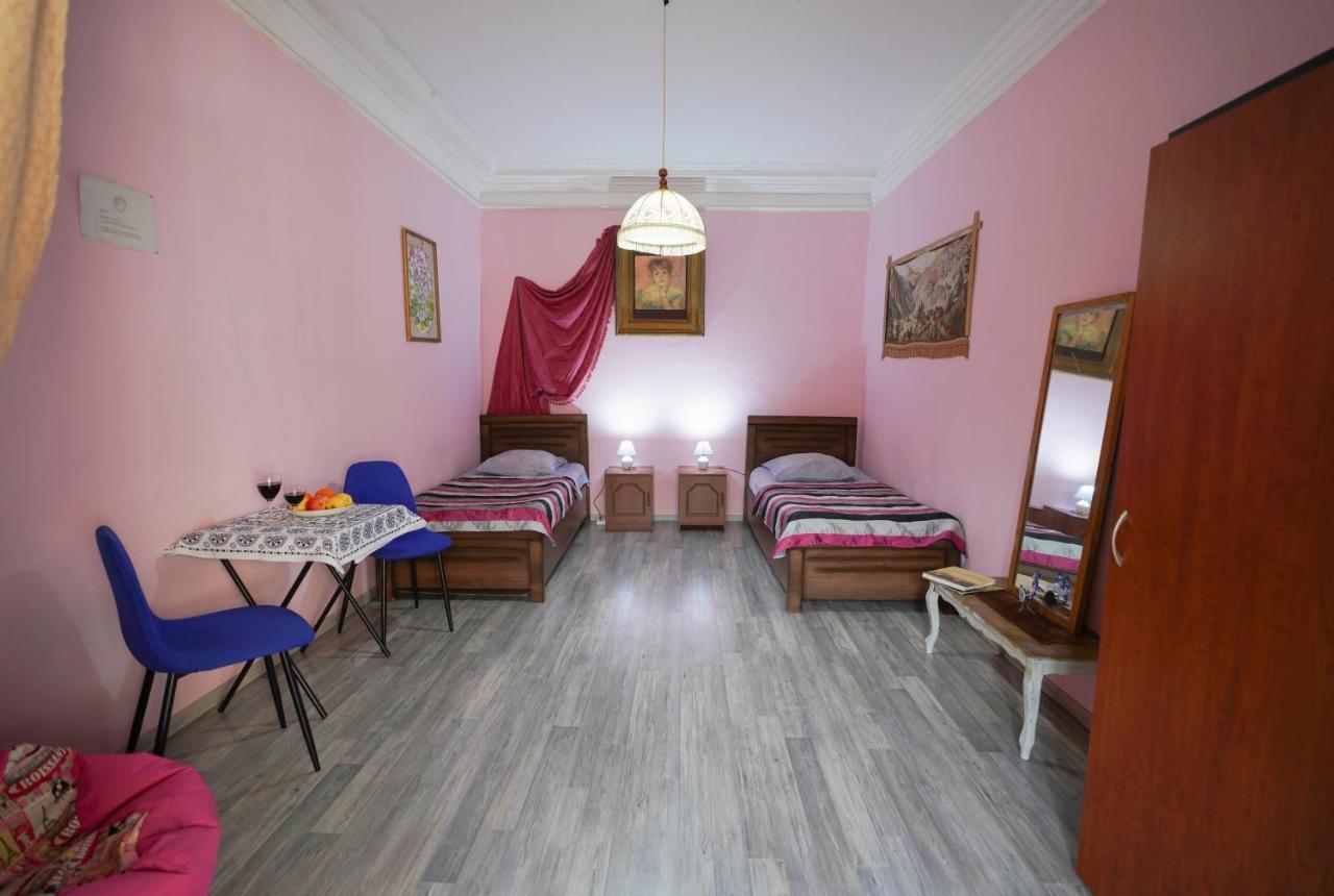 Leon Rooms Tbilissi Extérieur photo