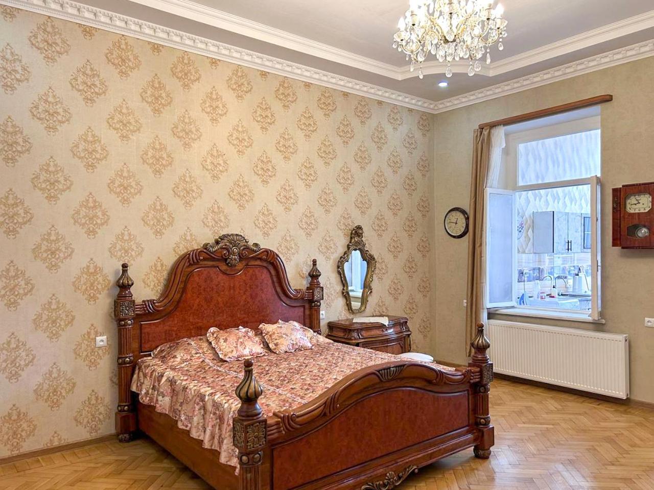 Leon Rooms Tbilissi Extérieur photo